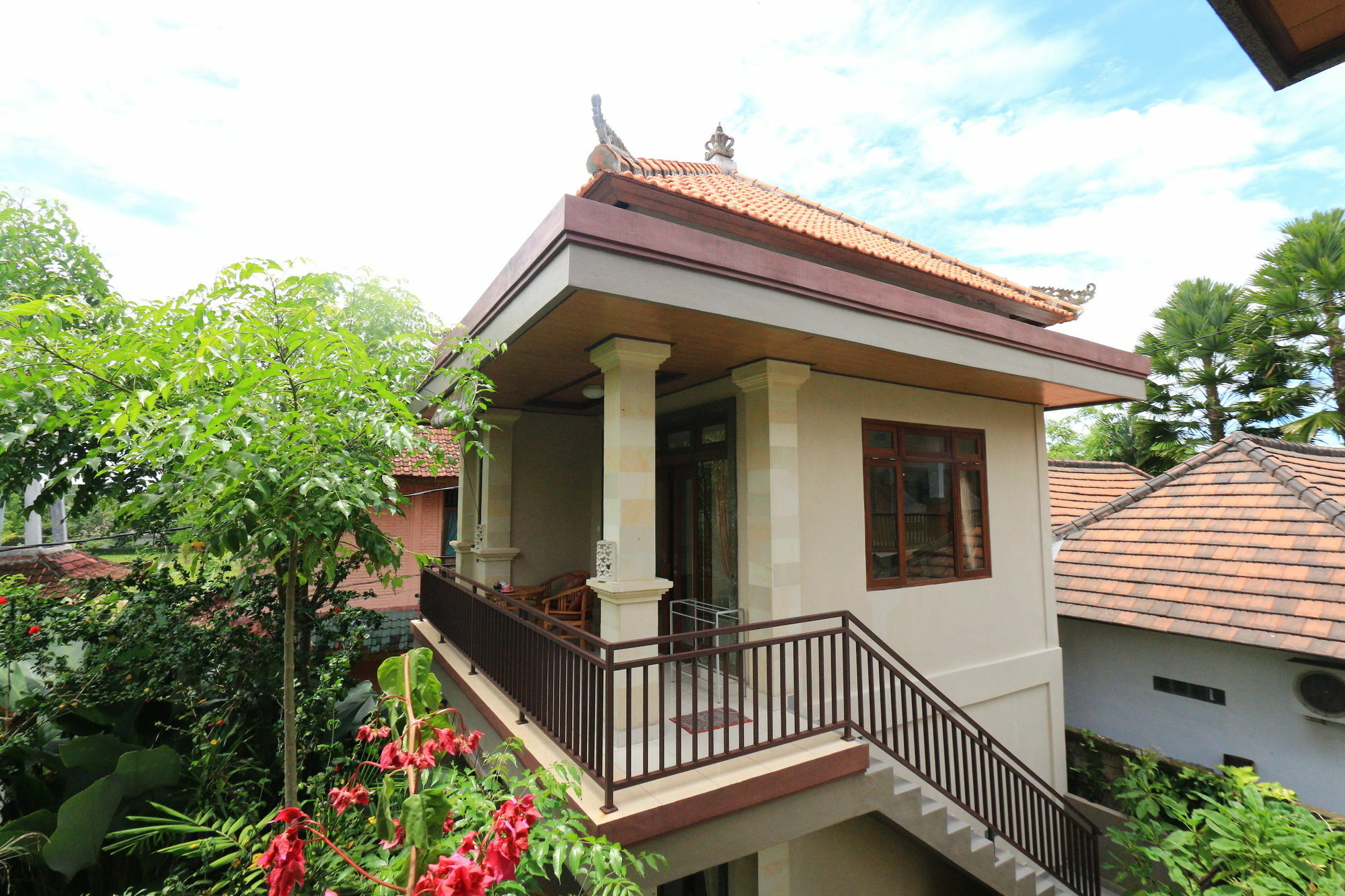 Frangipani Bungalow Убуд Екстериор снимка