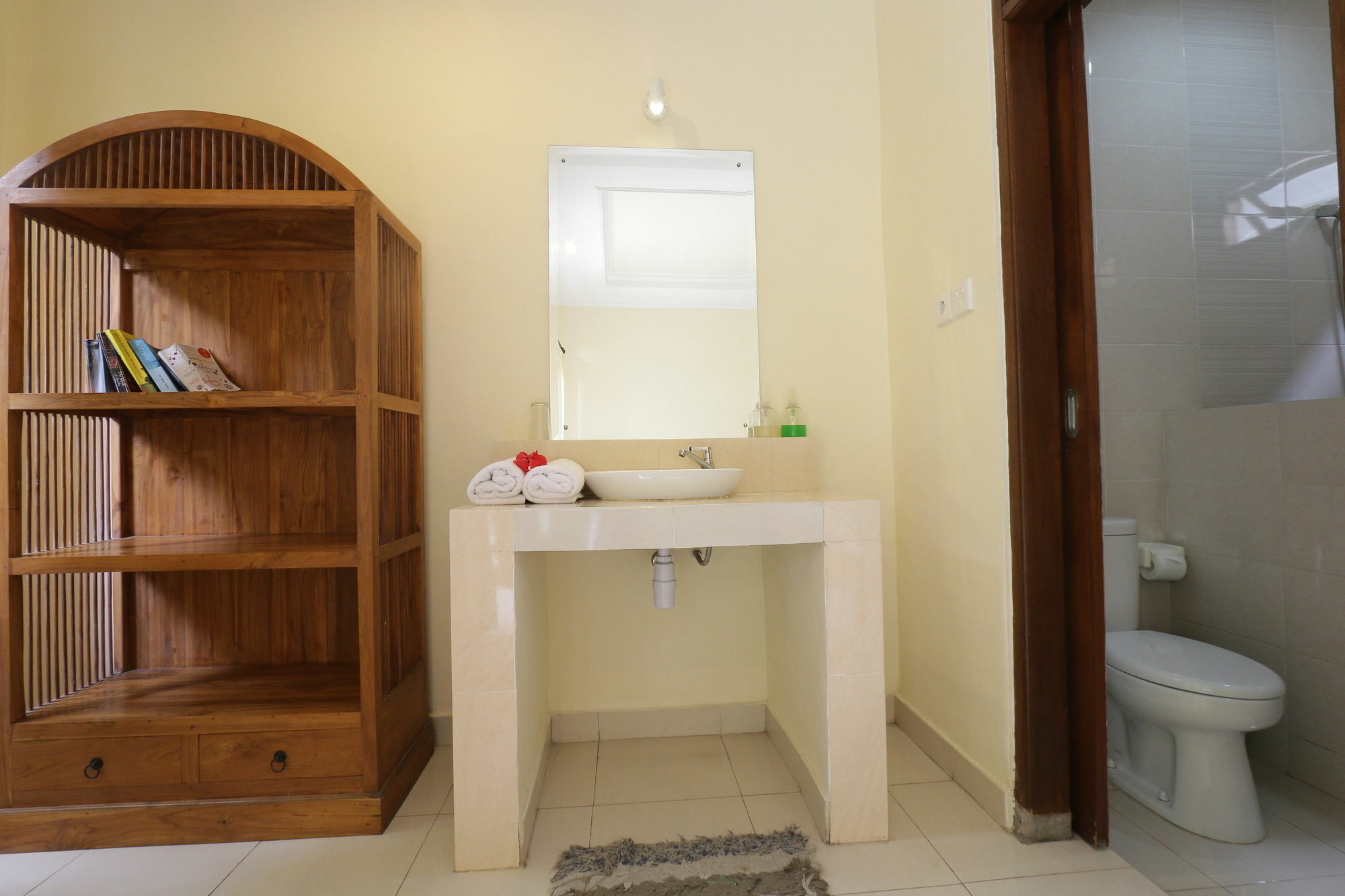 Frangipani Bungalow Убуд Екстериор снимка