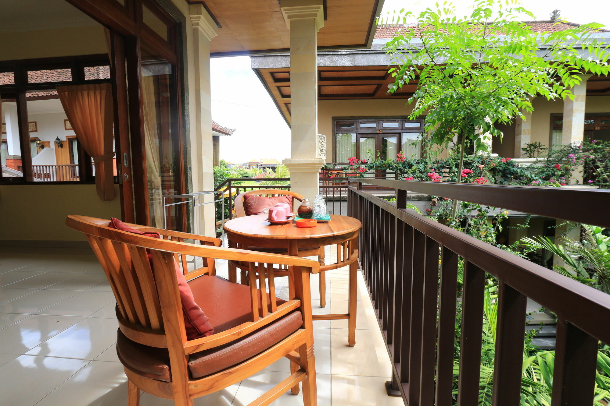 Frangipani Bungalow Убуд Екстериор снимка